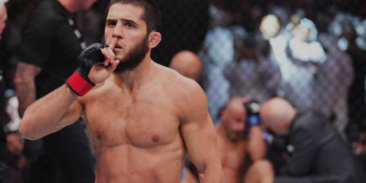 Nick Peet: Islam Makhachev Could Surpass Nurmagomedov, 'Not Even Close’