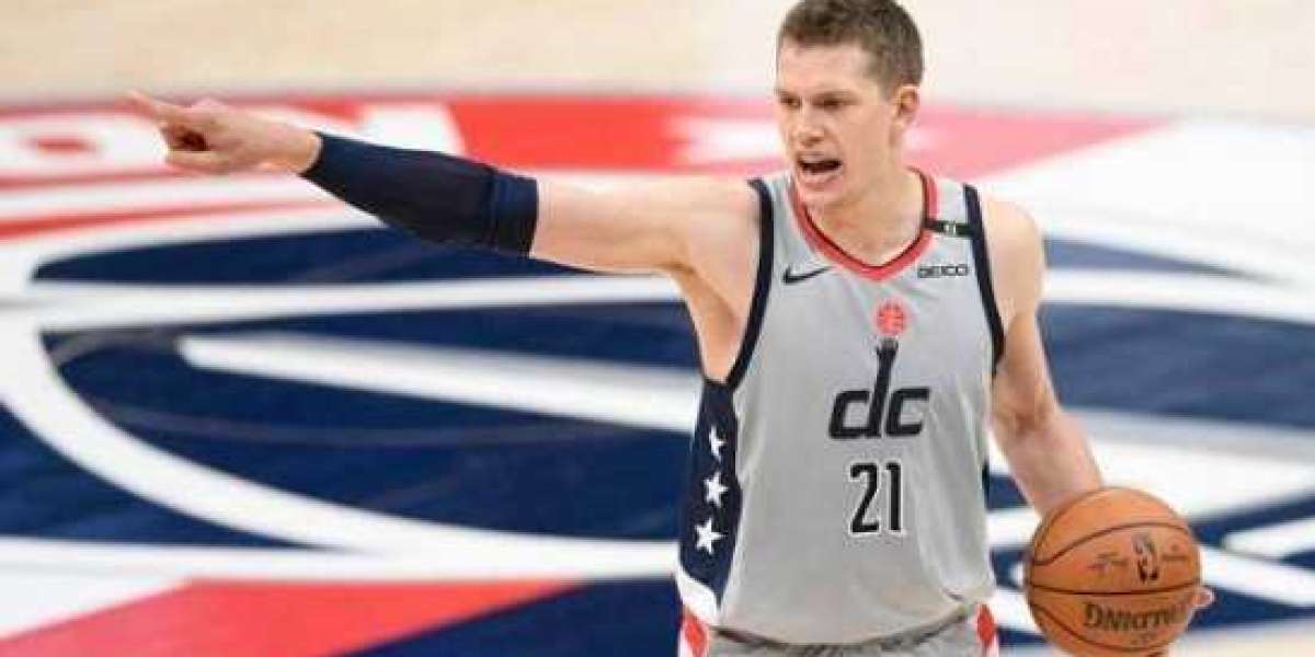 Fantasy Basketball Pick: Moritz Wagner's value rises after Carter injury