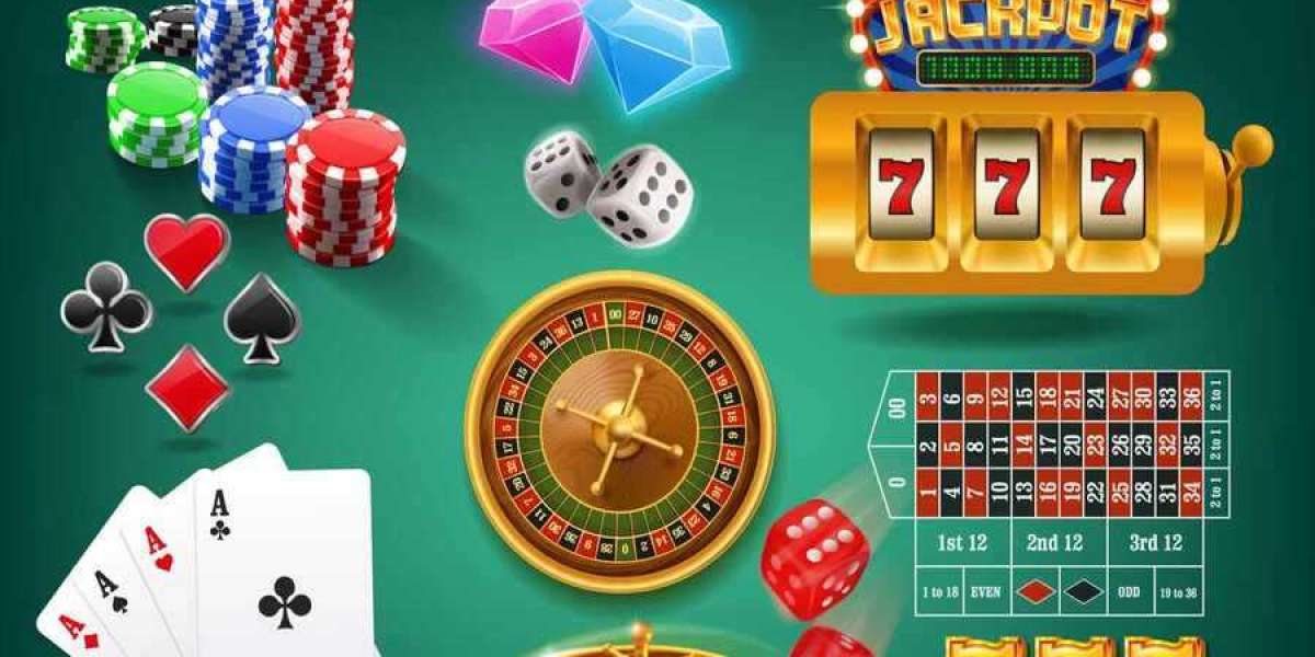 Roll the Digital Dice: Mastering Online Casino Craft with a Dash of Wit