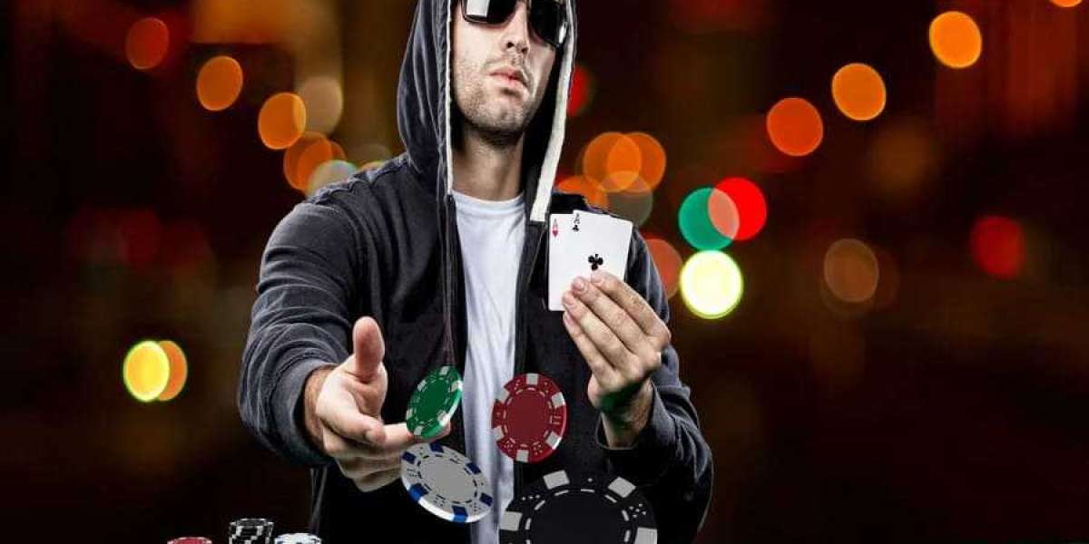 Master the Art of Playing Online Baccarat: Essential Guide